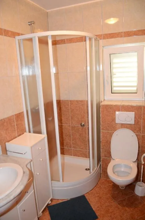 Apartments Bozic Novi Vinodolski 0*,